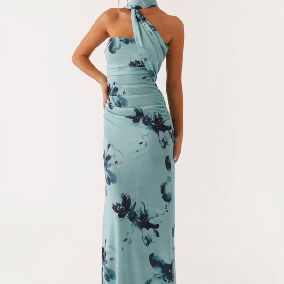 Peppermayo Dresses & Skirts - NWT Peppermayo Songbird Maxi Dress Blue Black Floral Size XS US 2